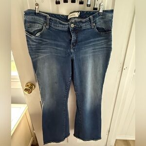 Torrid - Relaxed Boot - Jeans